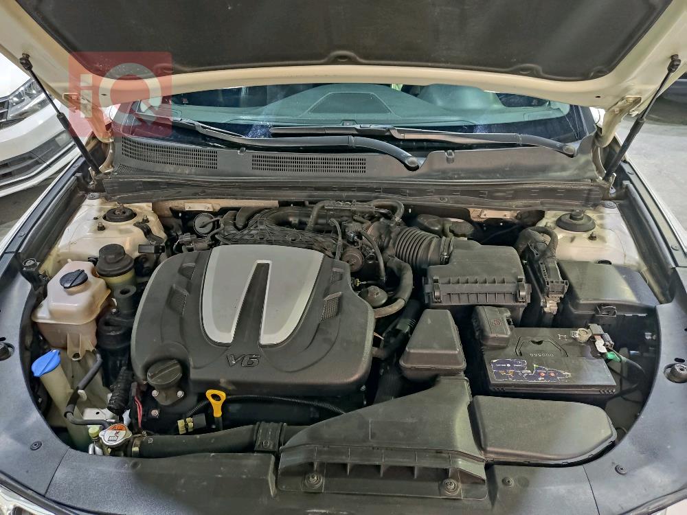 هیوندای ازێرا